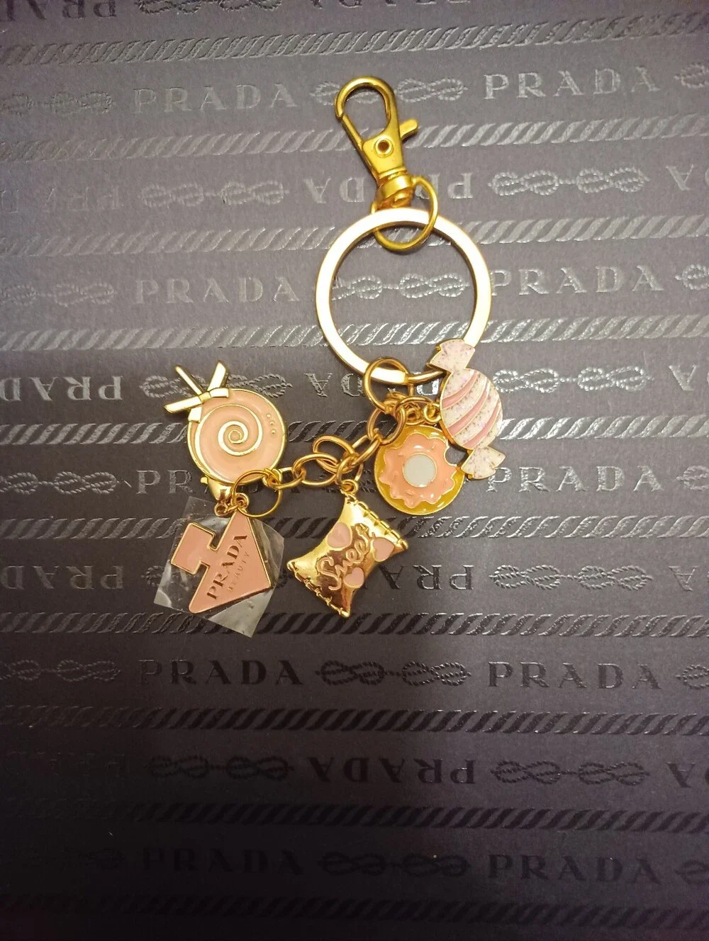 Designer-Motif Handmade Charms